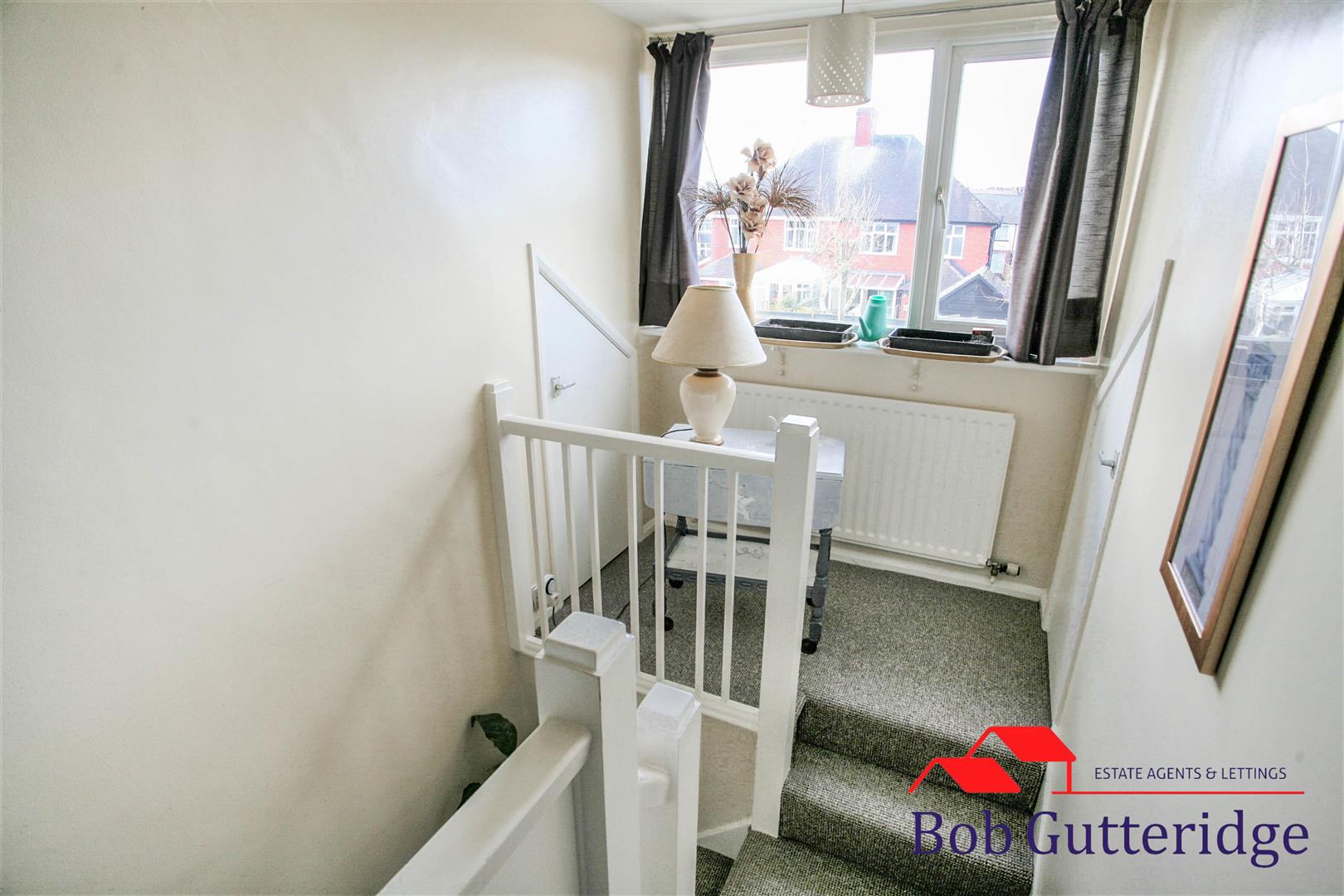 FIRST FLOOR LANDING